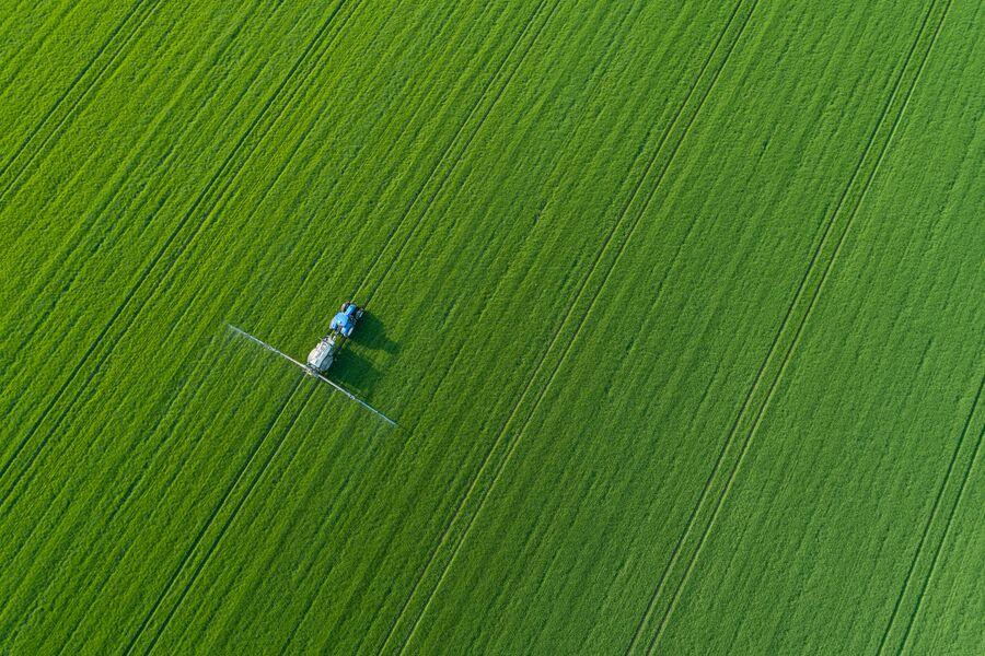 Sprayer operator